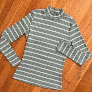 XS Ribbed Tight Fit Bodycon Mockneck High Neck Top Long Sleeved Layering Shirt